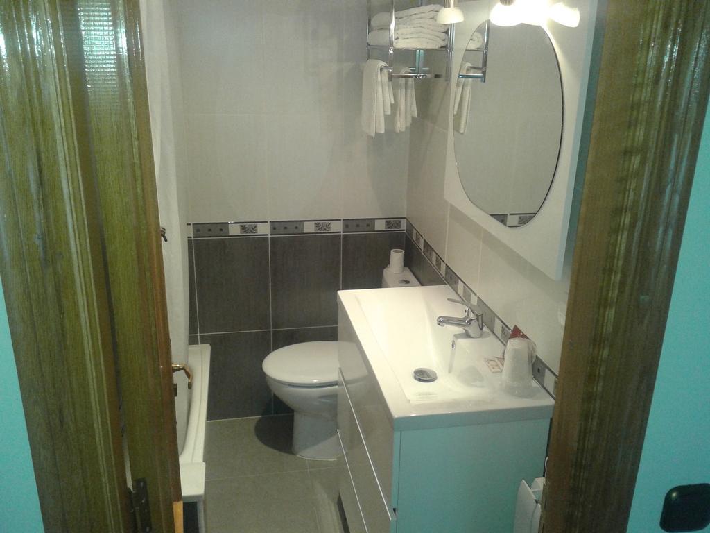 Hostal Les Bedules Oseja de Sajambre Oda fotoğraf