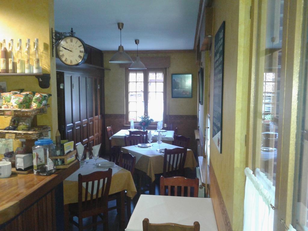 Hostal Les Bedules Oseja de Sajambre Dış mekan fotoğraf
